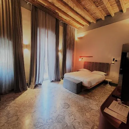Apart Otel Palazzo Calo 4*