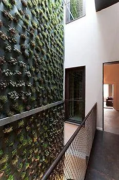 パラッツォ カロ 4* バーリ